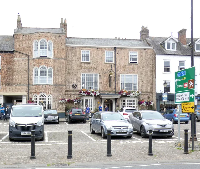 Golden Fleece, Thirsk